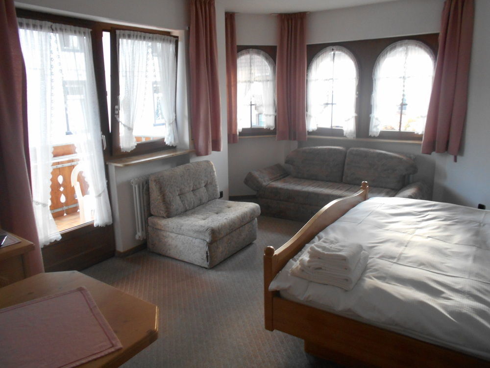 Hotel-Pension Zum Bierhaus Rötenbach Buitenkant foto